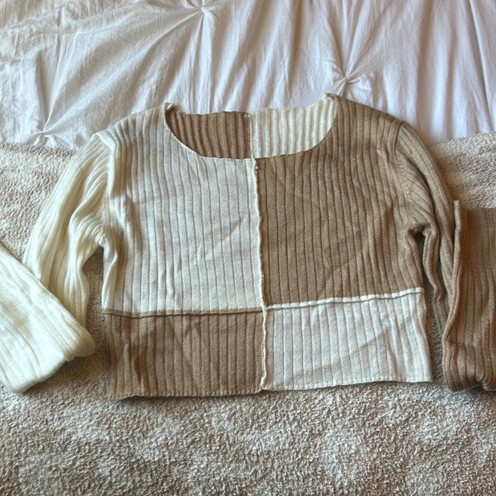 cropped patch sweater top